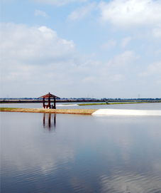 鹽龍湖生態(tài)旅游風(fēng)景保護(hù)區(qū) 