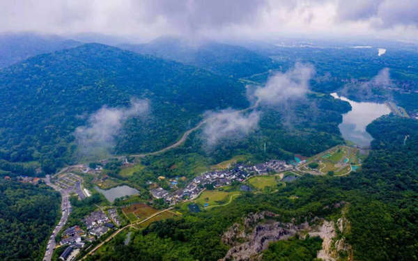 山川秀麗的浦口老山。浦口區(qū)委宣傳部供圖