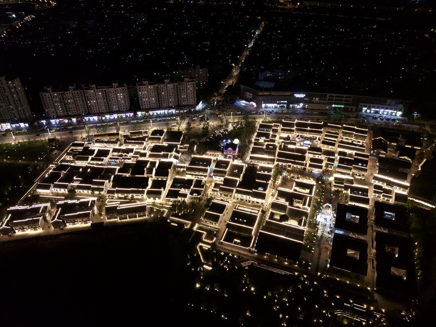 航拍天上村前歷史文化街區(qū)夜景。王鈞超攝